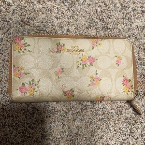Coach wallet